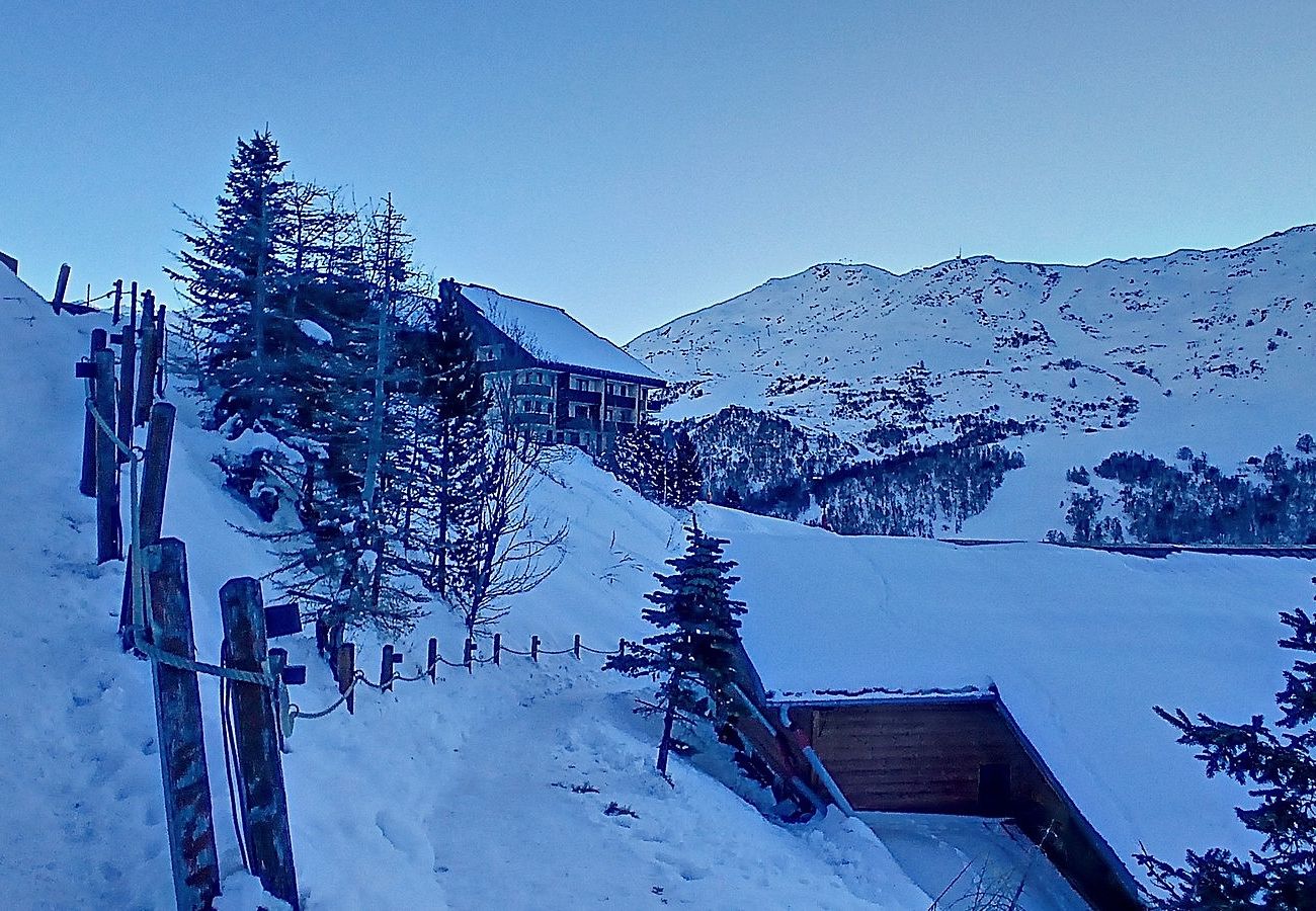 Apartment in Les Menuires - Spacieux appartement Les Menuires skis aux pieds