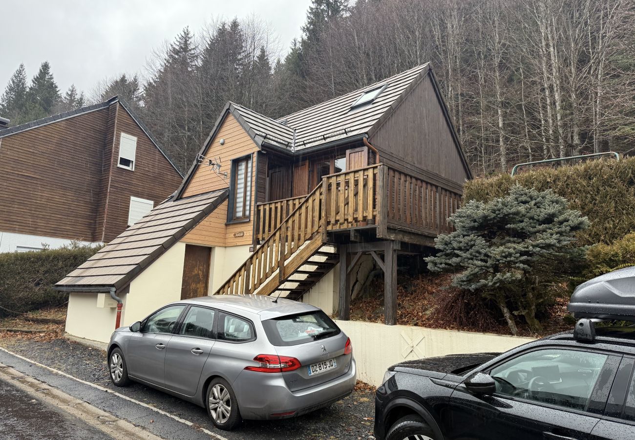 Chalet in Le Lioran - Chalet du mouflon au bec de l'aigle