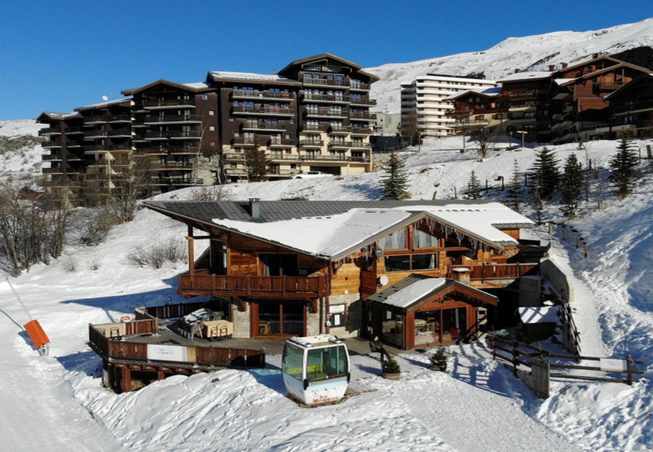 Apartamento en Les Menuires - Spacieux appartement Les Menuires skis aux pieds