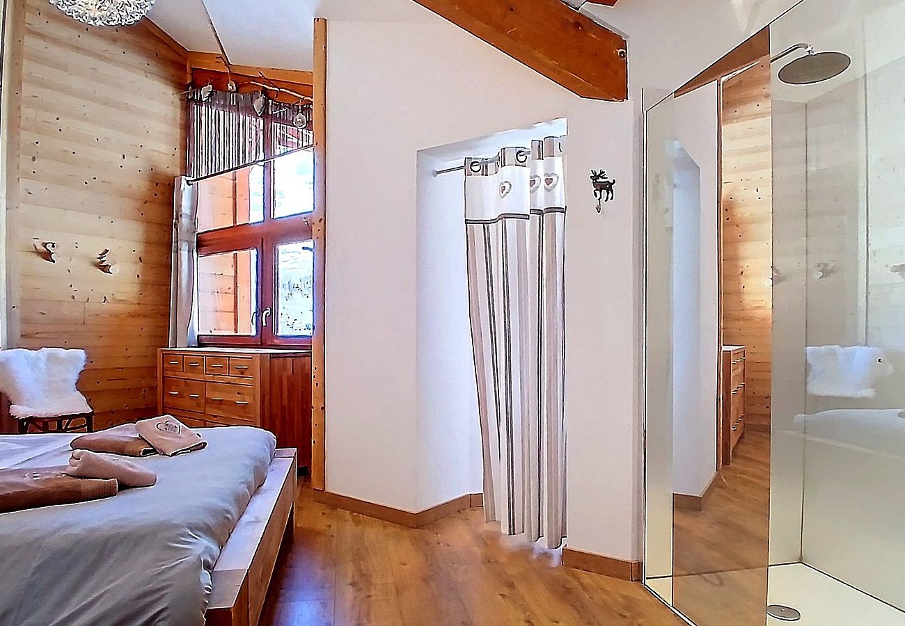 Apartamento en Les Menuires - Spacieux appartement Les Menuires skis aux pieds