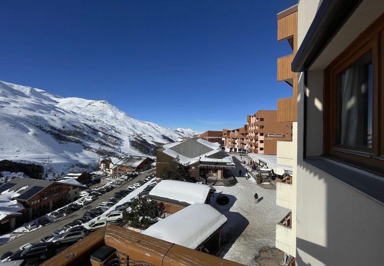 Appartement à Les Menuires - (7.B17) Appartement skis aux pieds Les Menuires